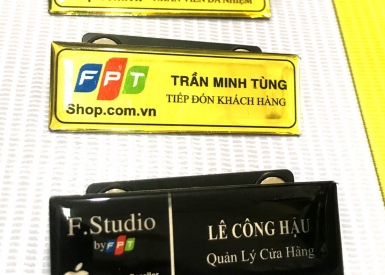 thẻ tên